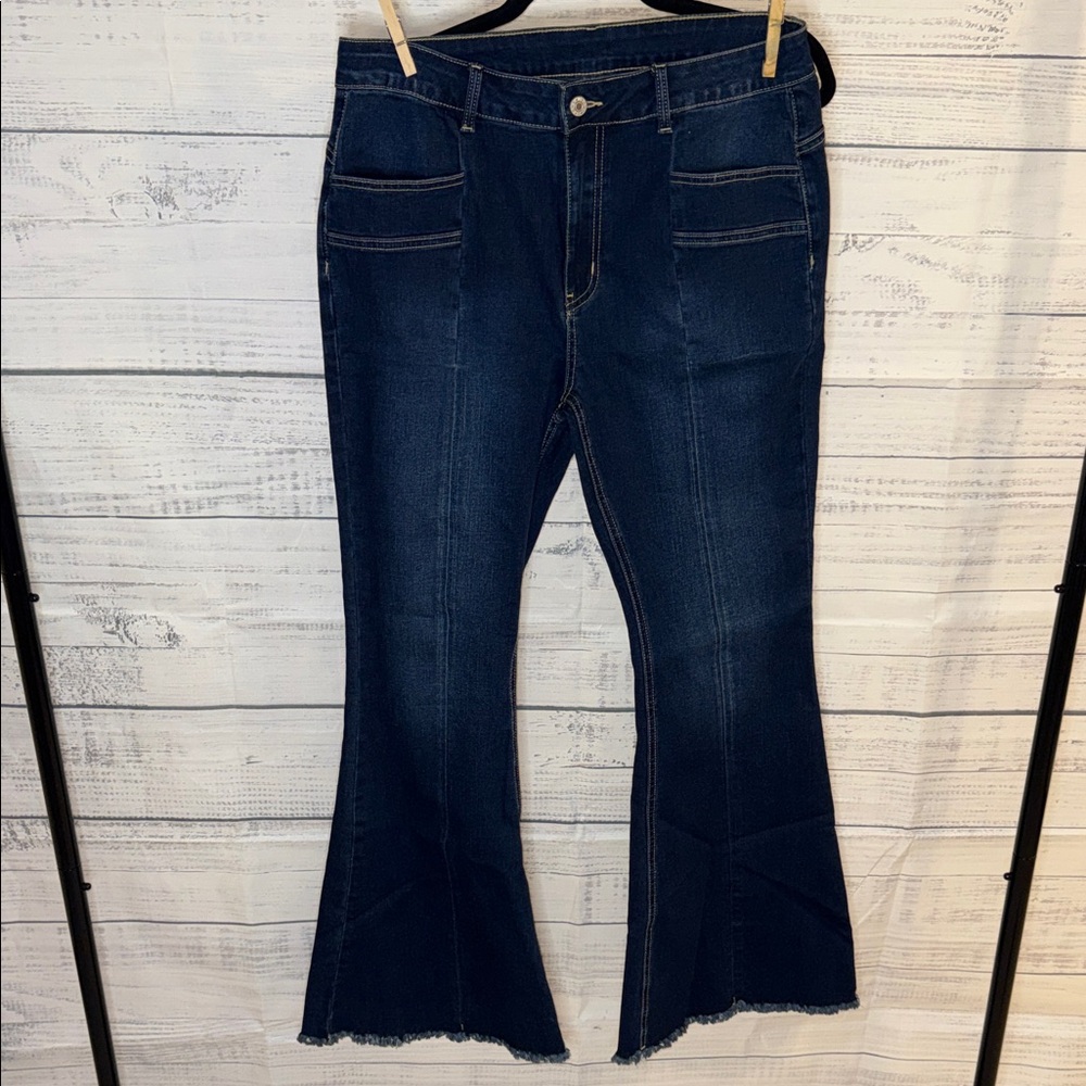 NWOT Dark Blue Women's Flare Jeans - Picture 4 of 5